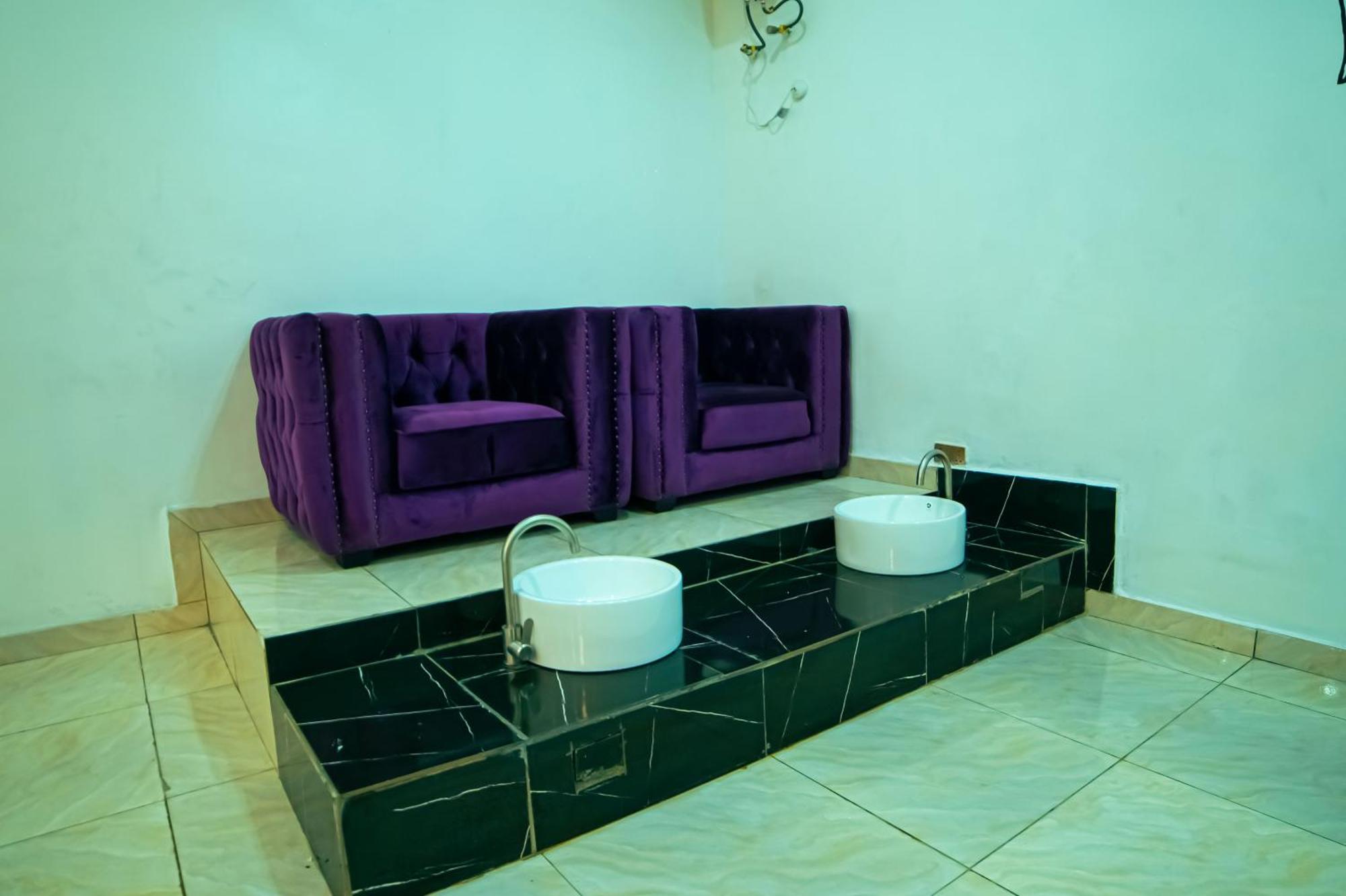 247 Luxury Hotel & Apartment Ajah Lekki Eksteriør bilde